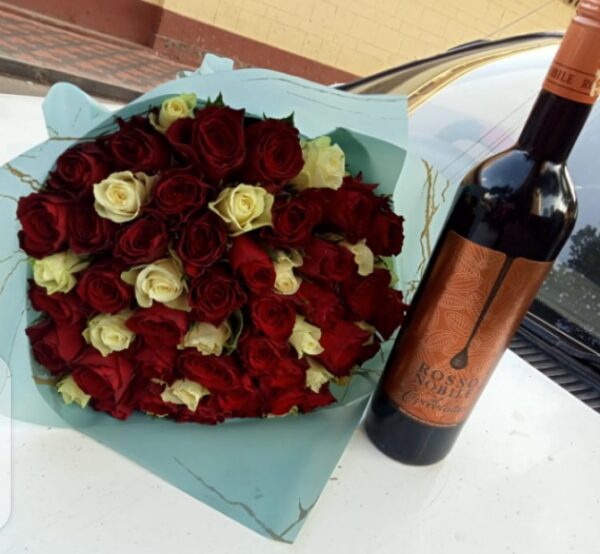 ROSES AND ROSSO NOBILE