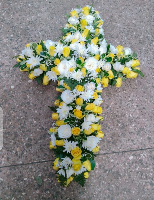 CROSS WREATH