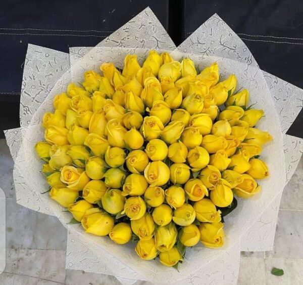 100 YELLOW ROSES